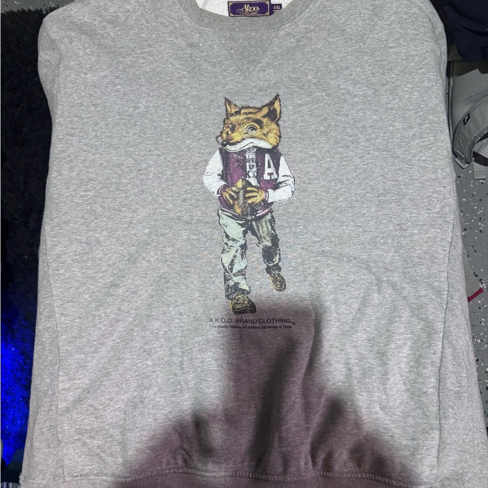 Akoo Gray Fox Graphic Sweatshirt